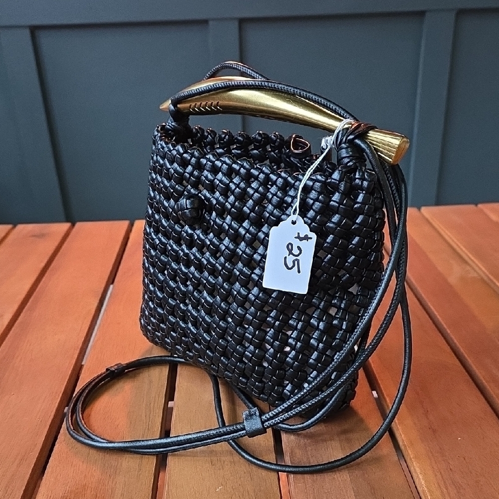 Elegant Black Woven Bag with Gold Handle - Picture 2 of 6